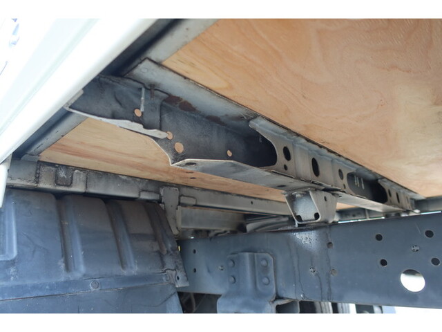 トヨタトヨエース平ボディ小型（2t・3t）[写真19]