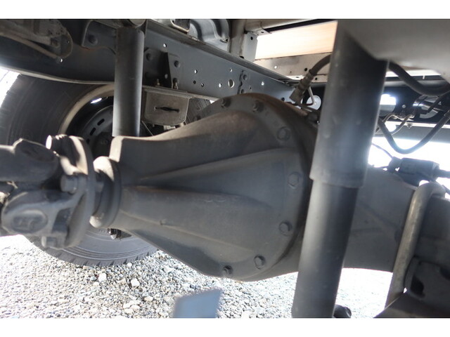 トヨタトヨエース平ボディ小型（2t・3t）[写真21]