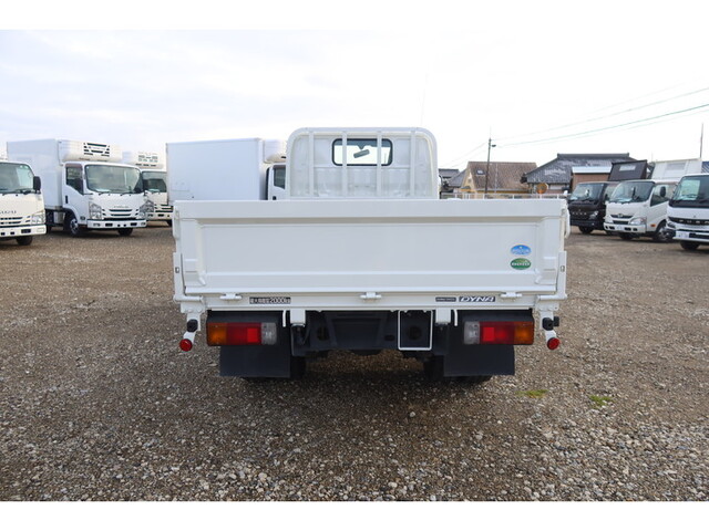 トヨタトヨエース平ボディ小型（2t・3t）[写真05]