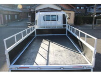 日産アトラス平ボディ小型（2t・3t）[写真13]