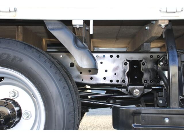 日産アトラス平ボディ小型（2t・3t）[写真25]