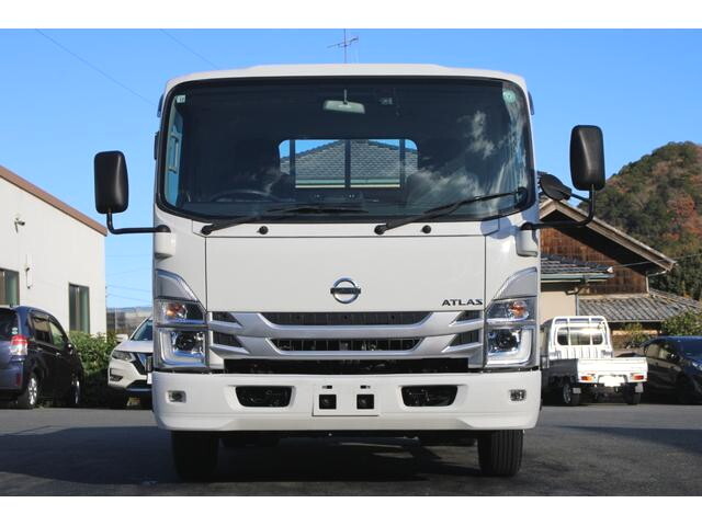 日産アトラス平ボディ小型（2t・3t）[写真03]