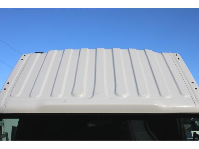 日産アトラス平ボディ小型（2t・3t）[写真09]