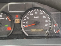 いすゞエルフパネルバン小型（2t・3t）[写真17]