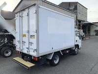いすゞエルフパネルバン小型（2t・3t）[写真02]