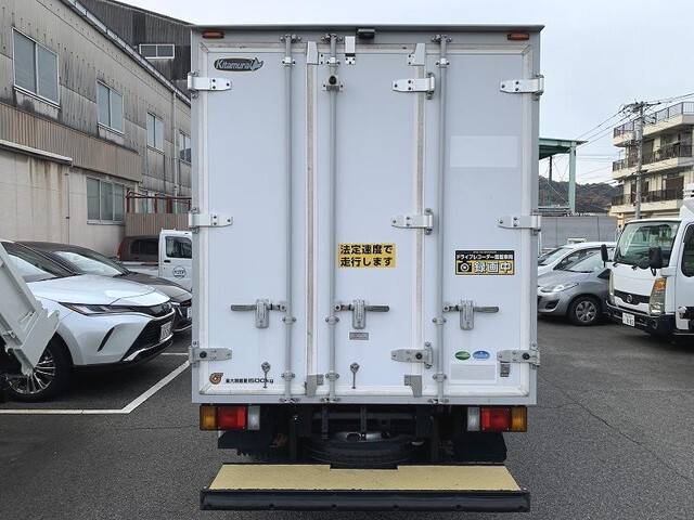 いすゞエルフパネルバン小型（2t・3t）[写真05]