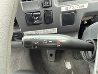 いすゞフォワード冷凍車（冷蔵車）中型（4t）[写真35]