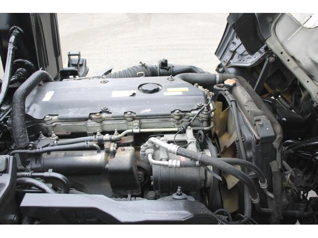 いすゞエルフコンテナ専用車小型（2t・3t）[写真11]