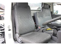 いすゞエルフコンテナ専用車小型（2t・3t）[写真37]