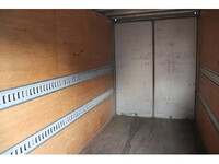 いすゞエルフアルミバン小型（2t・3t）[写真16]