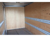 いすゞエルフアルミバン小型（2t・3t）[写真18]