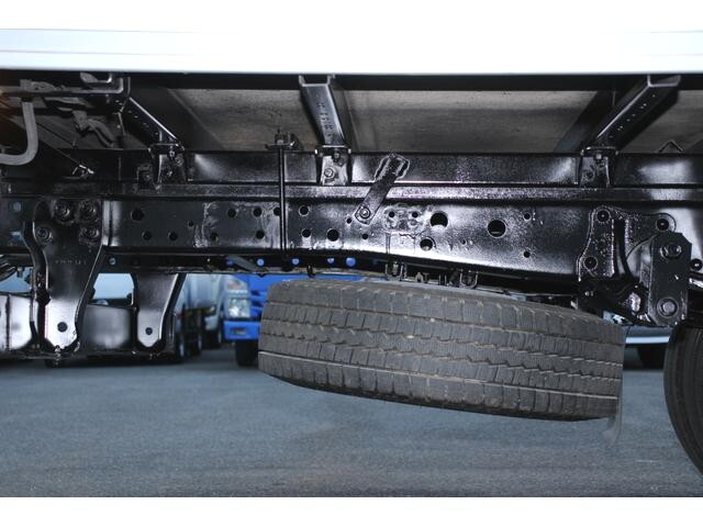 いすゞエルフアルミバン小型（2t・3t）[写真29]