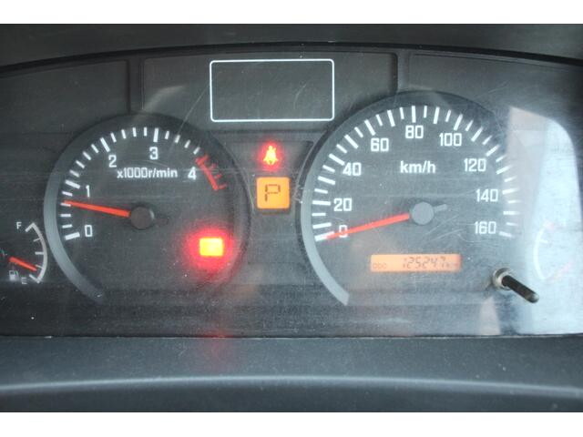 いすゞエルフアルミバン小型（2t・3t）[写真33]