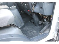 いすゞエルフアルミバン小型（2t・3t）[写真40]