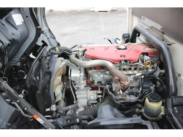 日野デュトロ平ボディ小型（2t・3t）[写真10]