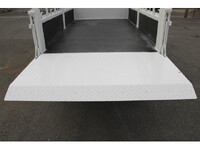 日野デュトロ平ボディ小型（2t・3t）[写真12]