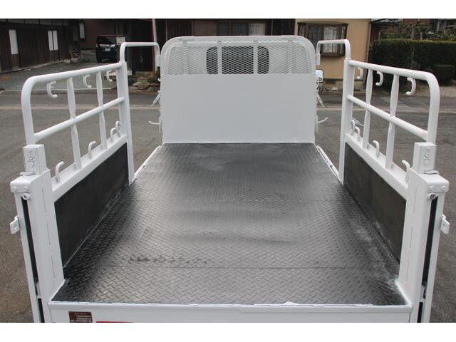 日野デュトロ平ボディ小型（2t・3t）[写真15]