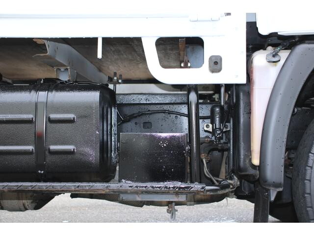 日野デュトロ平ボディ小型（2t・3t）[写真23]