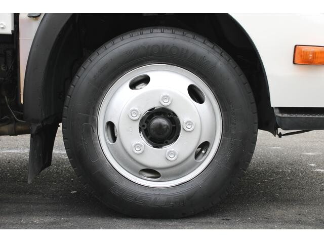 日野デュトロ平ボディ小型（2t・3t）[写真31]