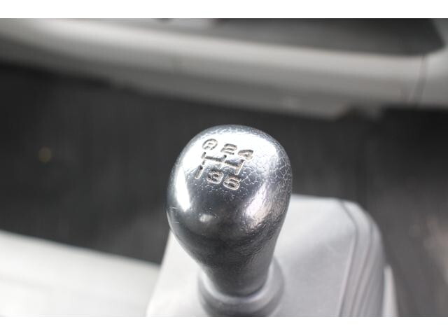 日野デュトロ平ボディ小型（2t・3t）[写真36]