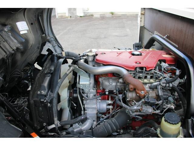 日野デュトロ平ボディ小型（2t・3t）[写真10]