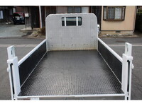 日野デュトロ平ボディ小型（2t・3t）[写真12]