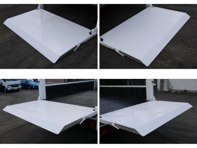 日野デュトロ平ボディ小型（2t・3t）[写真16]