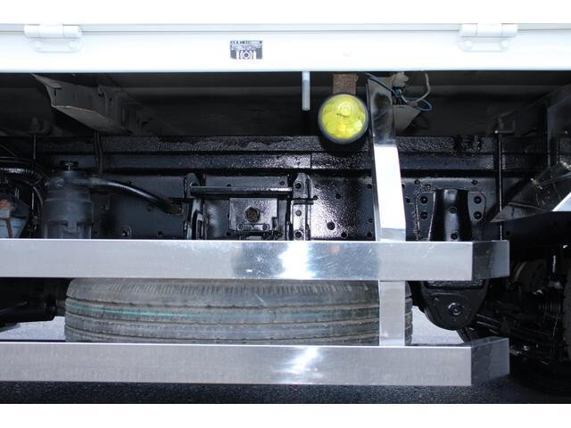 日野デュトロ平ボディ小型（2t・3t）[写真20]