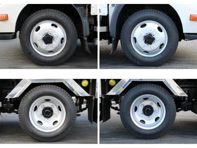 日野デュトロ平ボディ小型（2t・3t）[写真27]