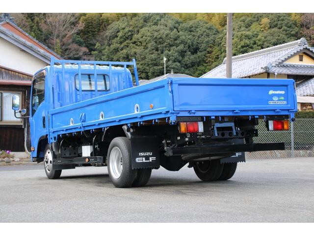 いすゞエルフ平ボディ小型（2t・3t）[写真02]