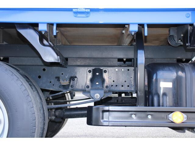 いすゞエルフ平ボディ小型（2t・3t）[写真22]