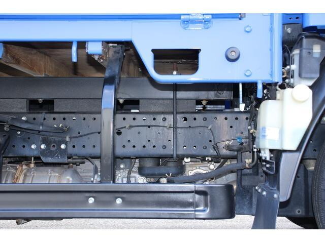 いすゞエルフ平ボディ小型（2t・3t）[写真24]