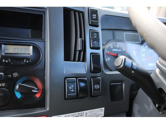 いすゞエルフ平ボディ小型（2t・3t）[写真29]