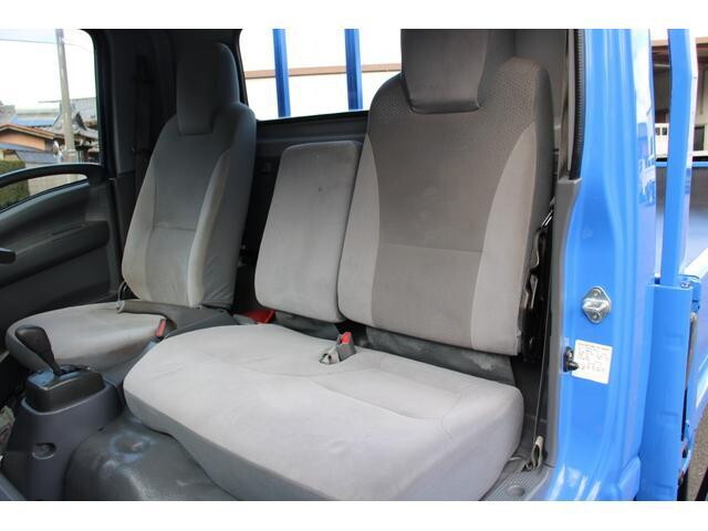 いすゞエルフ平ボディ小型（2t・3t）[写真38]