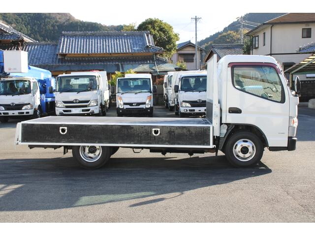 三菱ふそうキャンター平ボディ小型（2t・3t）[写真15]