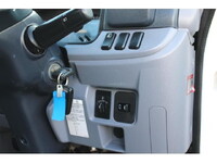 三菱ふそうキャンター平ボディ小型（2t・3t）[写真35]