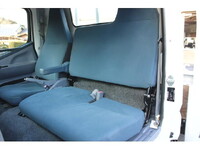 三菱ふそうキャンター平ボディ小型（2t・3t）[写真41]