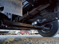 UDトラックスクオンタンク車（タンクローリー）大型（10t）[写真24]