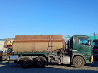 UDトラックスクオンタンク車（タンクローリー）大型（10t）[写真09]