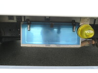 いすゞフォワード冷凍車（冷蔵車）中型（4t）[写真13]