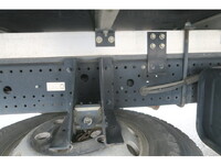 いすゞフォワード冷凍車（冷蔵車）中型（4t）[写真22]