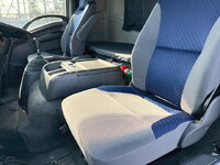 いすゞフォワードアルミウイング中型（4t）[写真26]