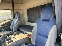 いすゞフォワードアルミウイング中型（4t）[写真27]