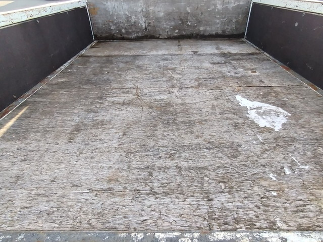 日野デュトロ平ボディ小型（2t・3t）[写真07]