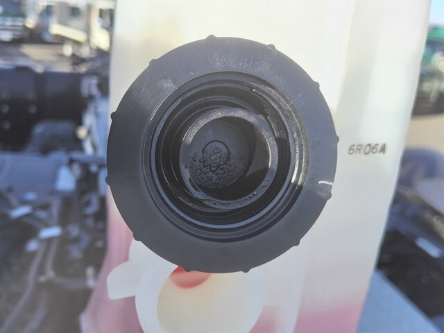 三菱ふそうスーパーグレートトレーラーヘッド（トラクターヘッド）大型（10t）[写真12]