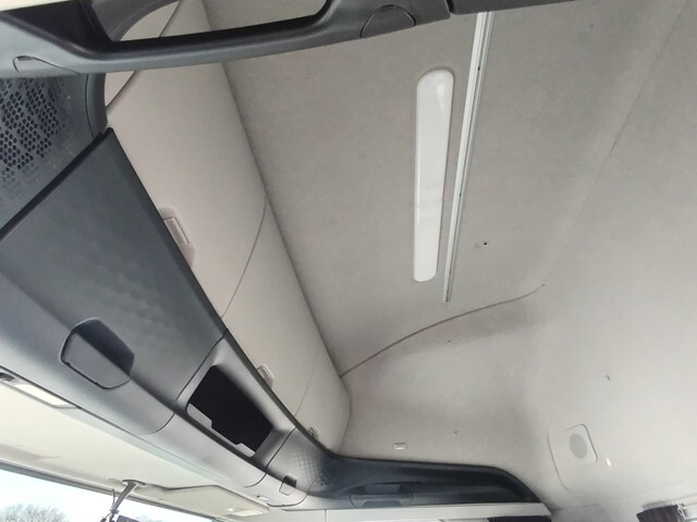 三菱ふそうスーパーグレートトレーラーヘッド（トラクターヘッド）大型（10t）[写真25]