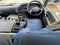 いすゞギガ冷凍車（冷蔵車）大型（10t）[写真11]