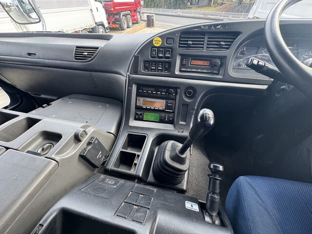 いすゞギガ冷凍車（冷蔵車）大型（10t）[写真13]