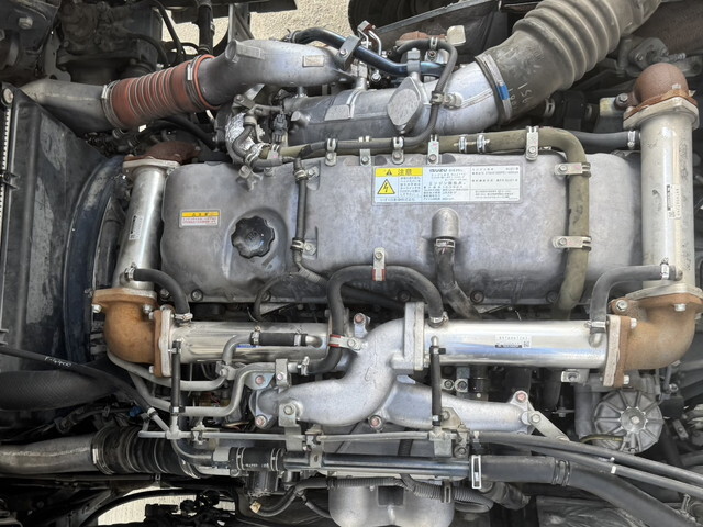 いすゞギガ冷凍車（冷蔵車）大型（10t）[写真18]