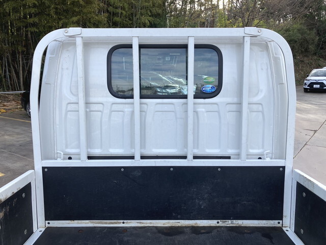 日産アトラス平ボディ小型（2t・3t）[写真10]